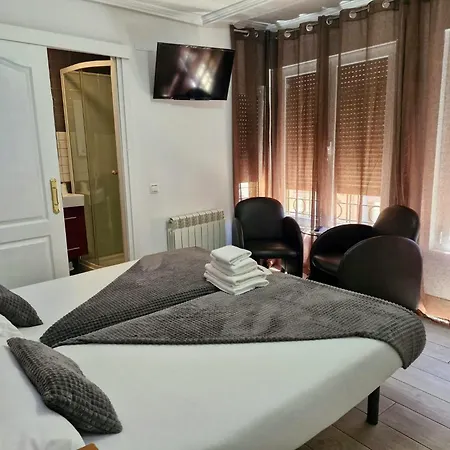 Hospederia Rincon De 3* Leão