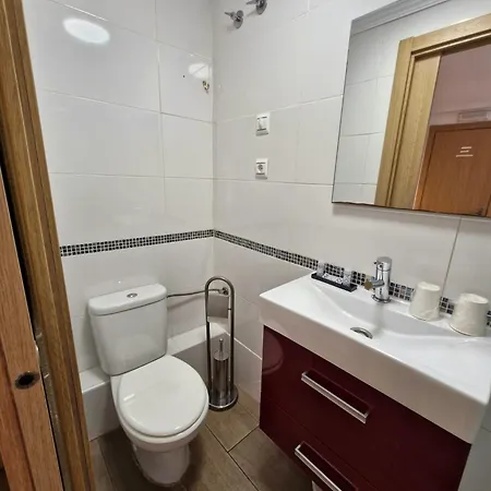 Hospederia Rincon De 3*