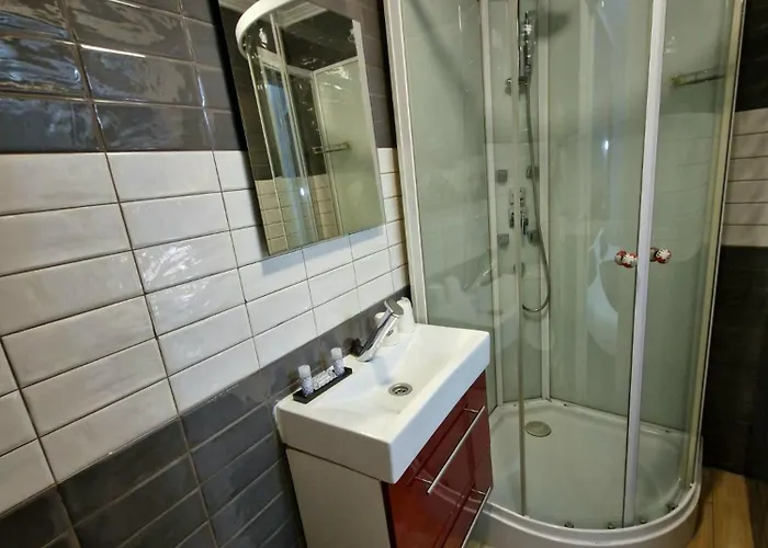 Hospederia Rincon De 3*