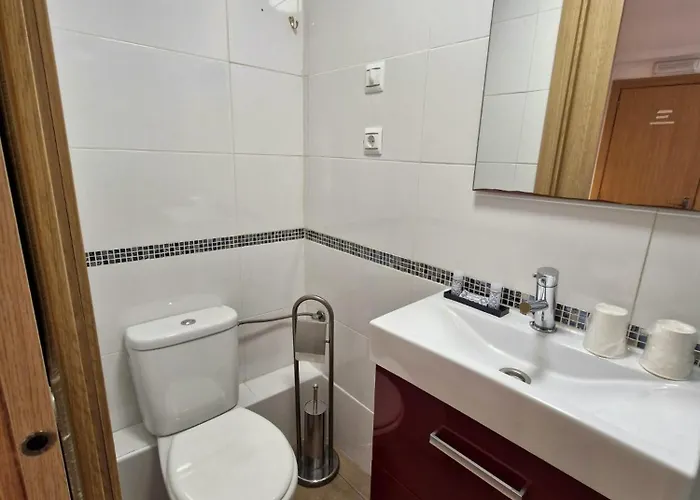 Hospederia Rincon De 3*